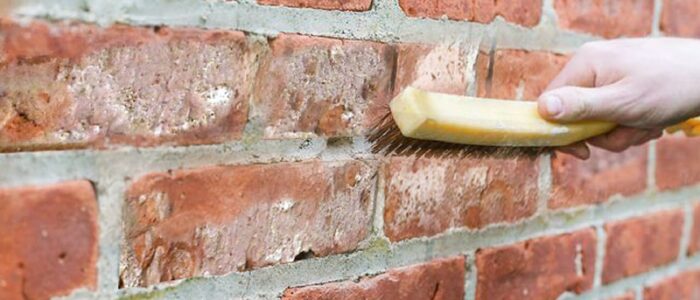 comment-traiter-salpetre-sur-mur-en-brique